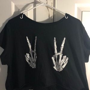 Skeleton peace sign top